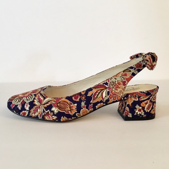 Bettye by Bettye Muller ‘Wisp’ Slingback Pumps - Picture 5 of 12